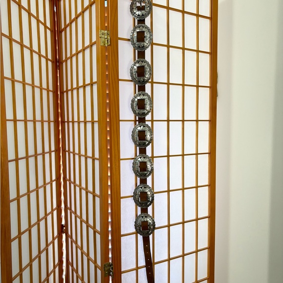 • leather vintage Concho belt • - Picture 6 of 7